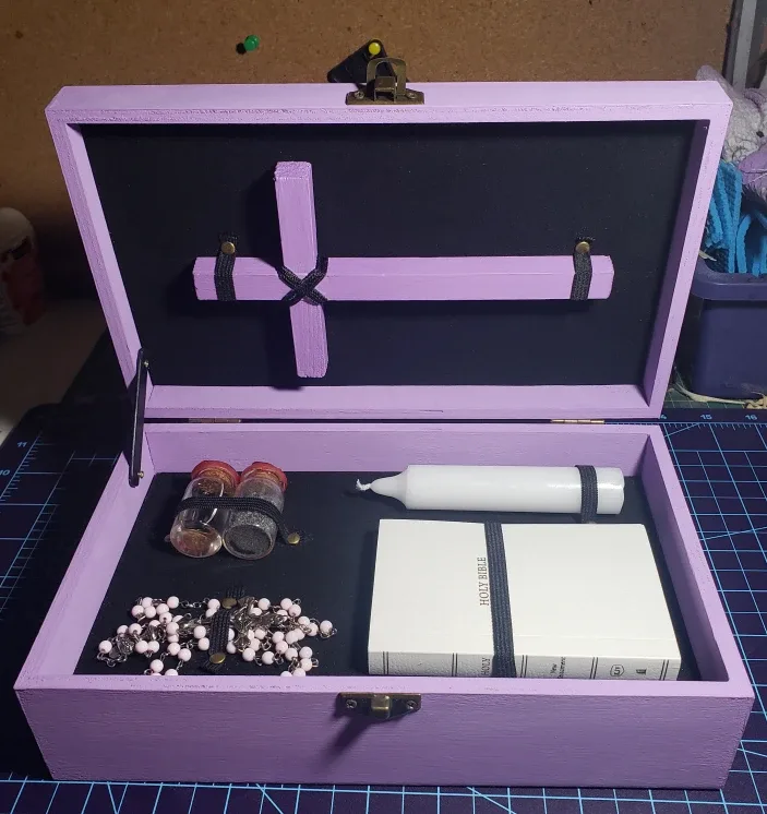 Light purple Exorcism Kit thumbnail