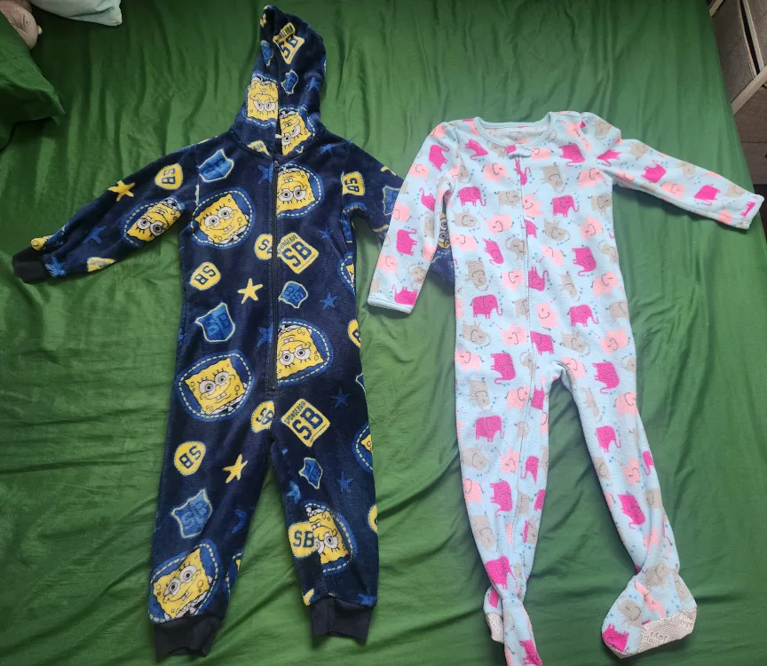 4 Year Old Clothing Bundle image indicator(3)