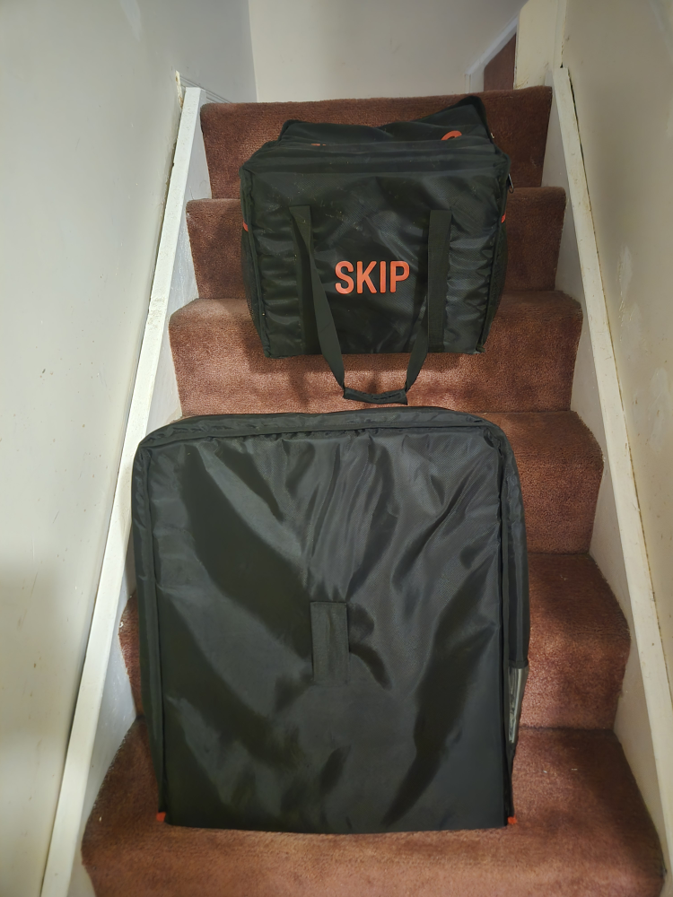 Skip The Dishes Delivery Bag - photo 2