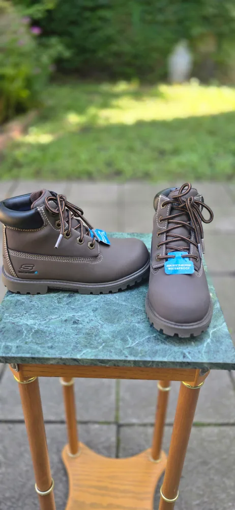 New Skechers Waterproof Brown Boots thumbnail