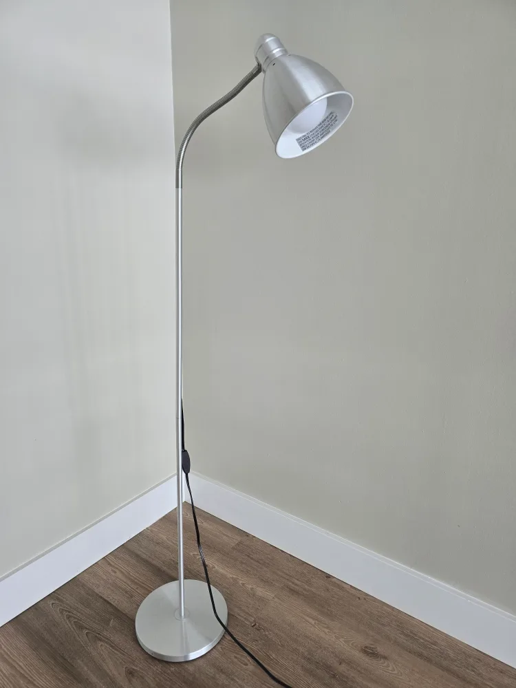 IKEA Aröd Floor Lamp - Silver image indicator(3)