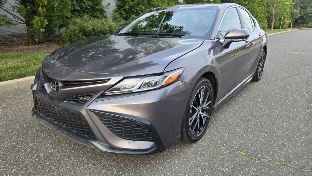 2024 Toyota Camry SE Sedan - Gray