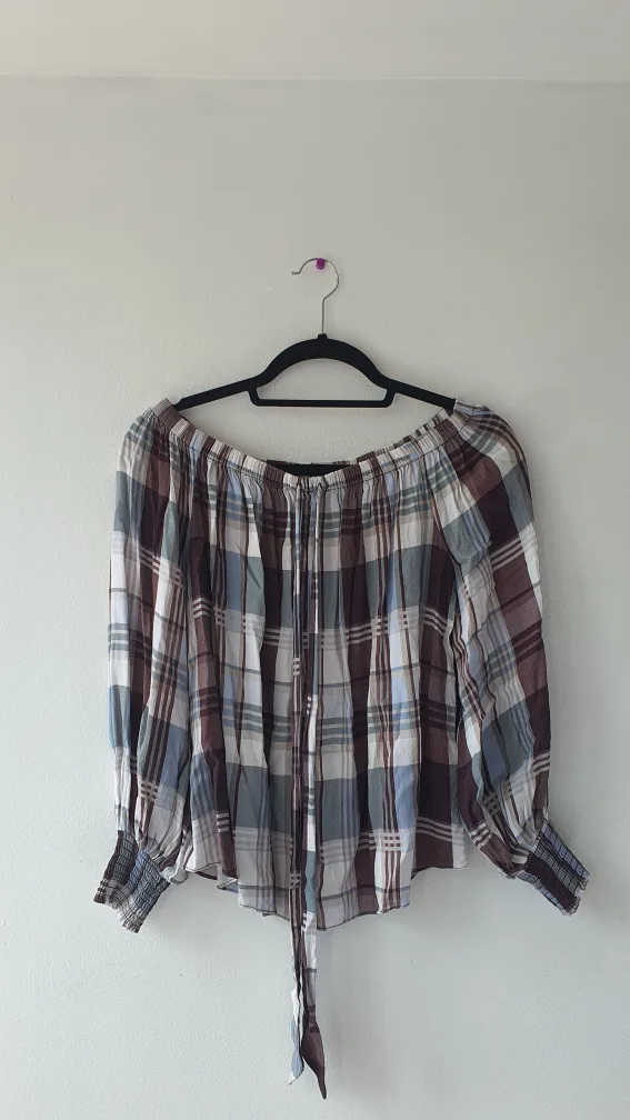 Plaid Off-Shoulder Blouse & Patterned Pants Set image indicator(3)