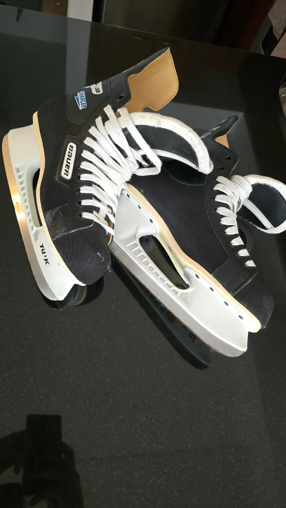 Bauer Ice Skates - US Men's Size 10D thumbnail