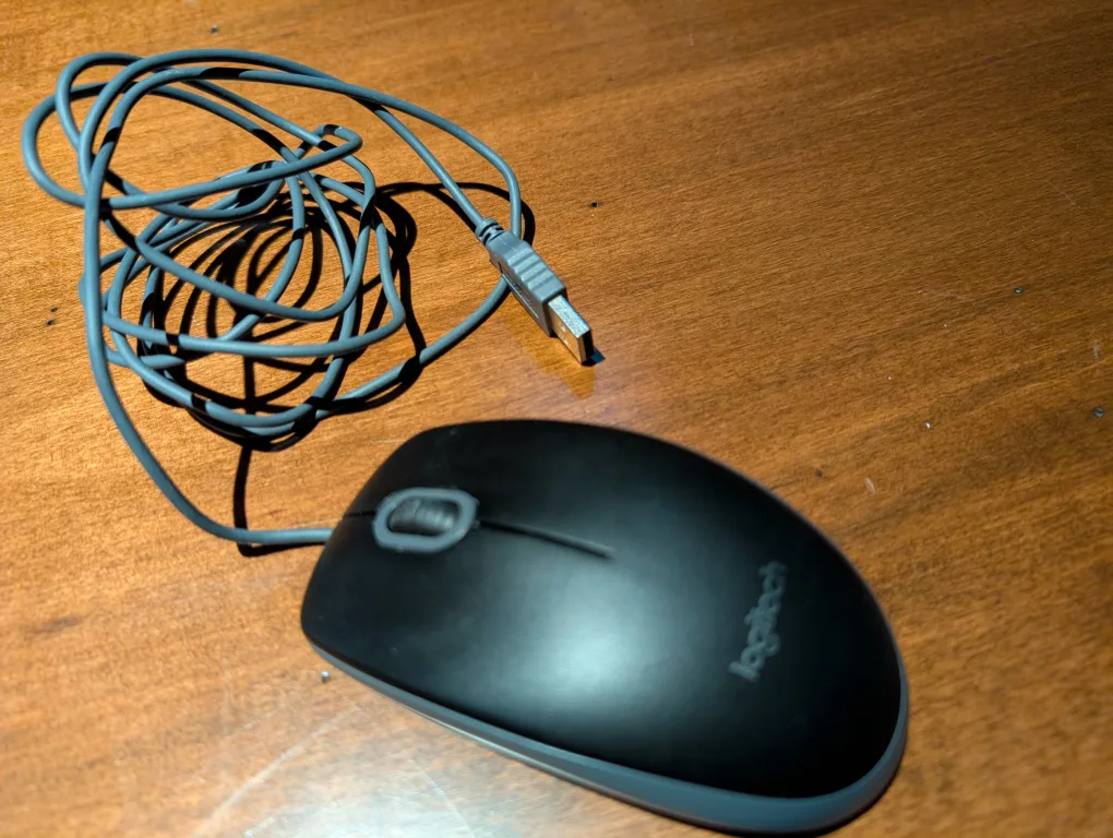 Logitech USB Mouse - Black thumbnail