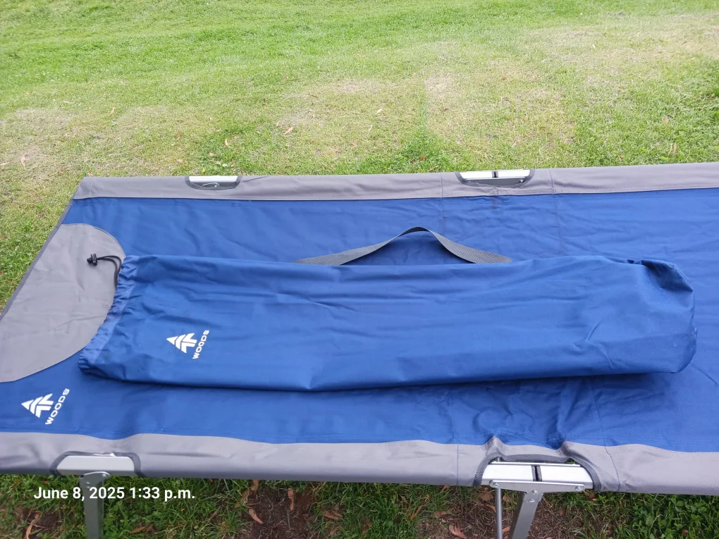 Woods Extra-Large Instant Camp Cot image indicator(4)