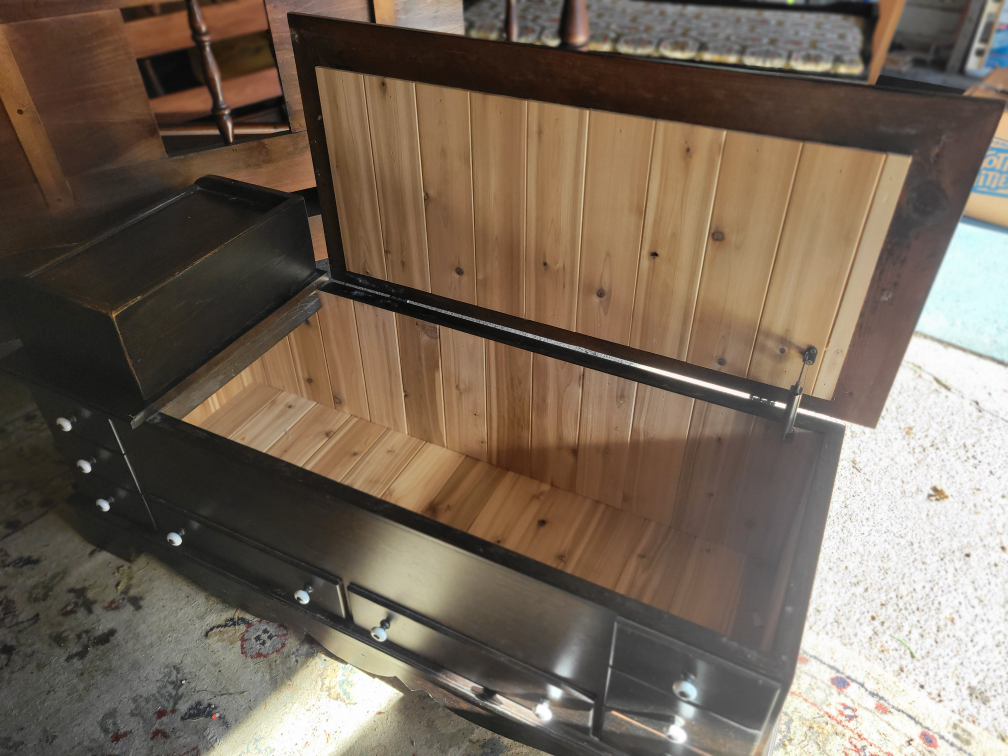 Cedar Lined Chest - photo 2