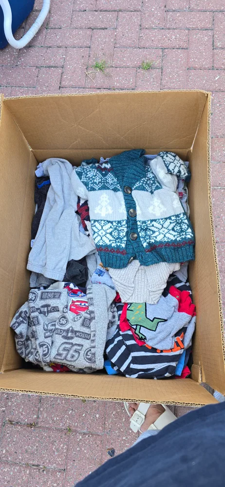 Box of Mixed Kids Clothes thumbnail