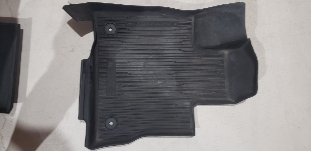 Ford Explorer Floor Mats - Black - photo 3