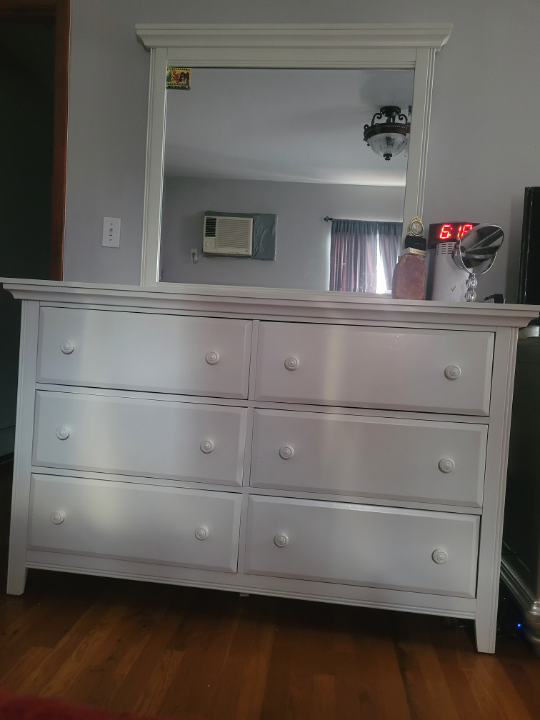 White Dresser with Mirror - photo 2