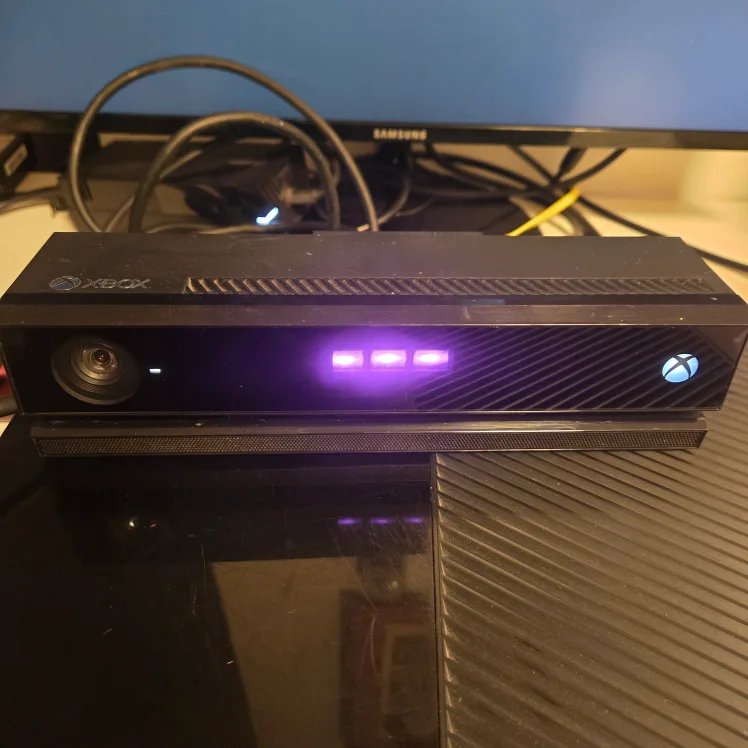 Xbox One Kinect Sensor. Works great. Official. thumbnail