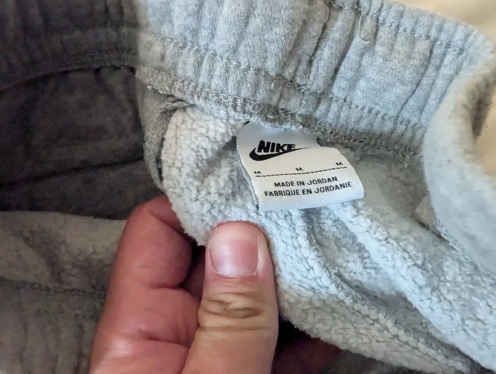 Nike, Champion, Levi's Grey Sweatpants - Size M image indicator(6)