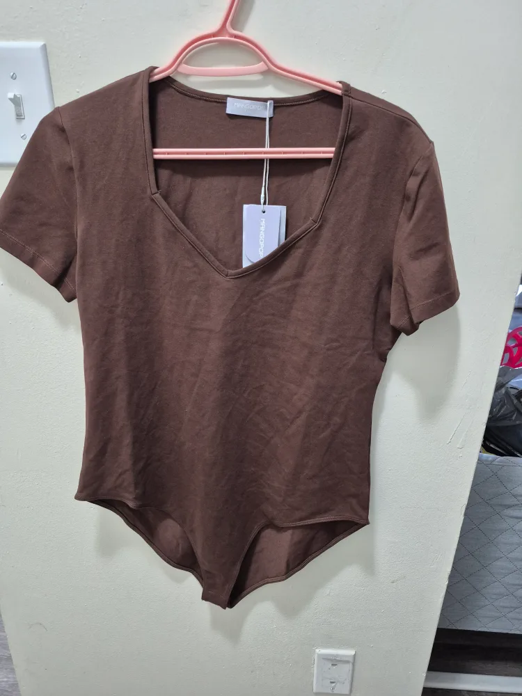 Various Women's Tops & Bodysuits image indicator(4)