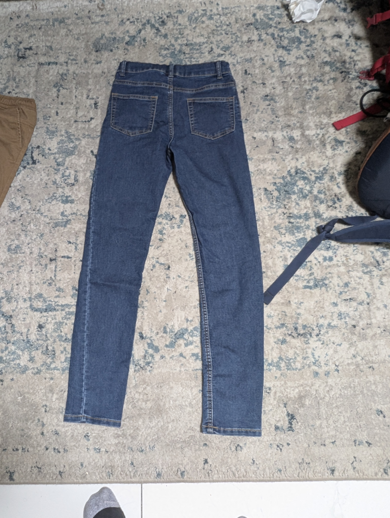 Jeans and Joggers take all for 20$ - photo 3