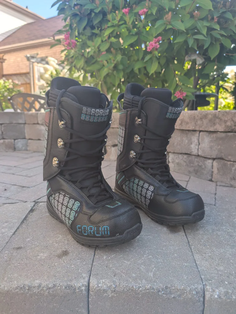 Forum Snowboard Boots - Mens 9 image indicator(2)