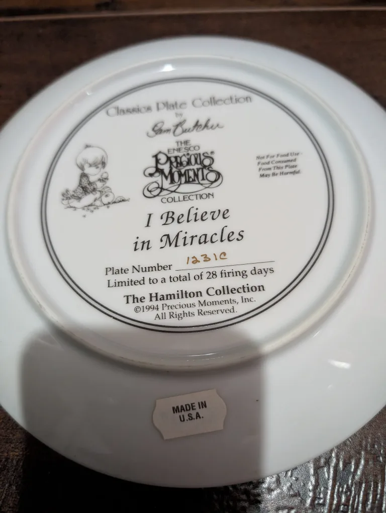 Precious Moments 'I Believe in Miracles' Plate thumbnail