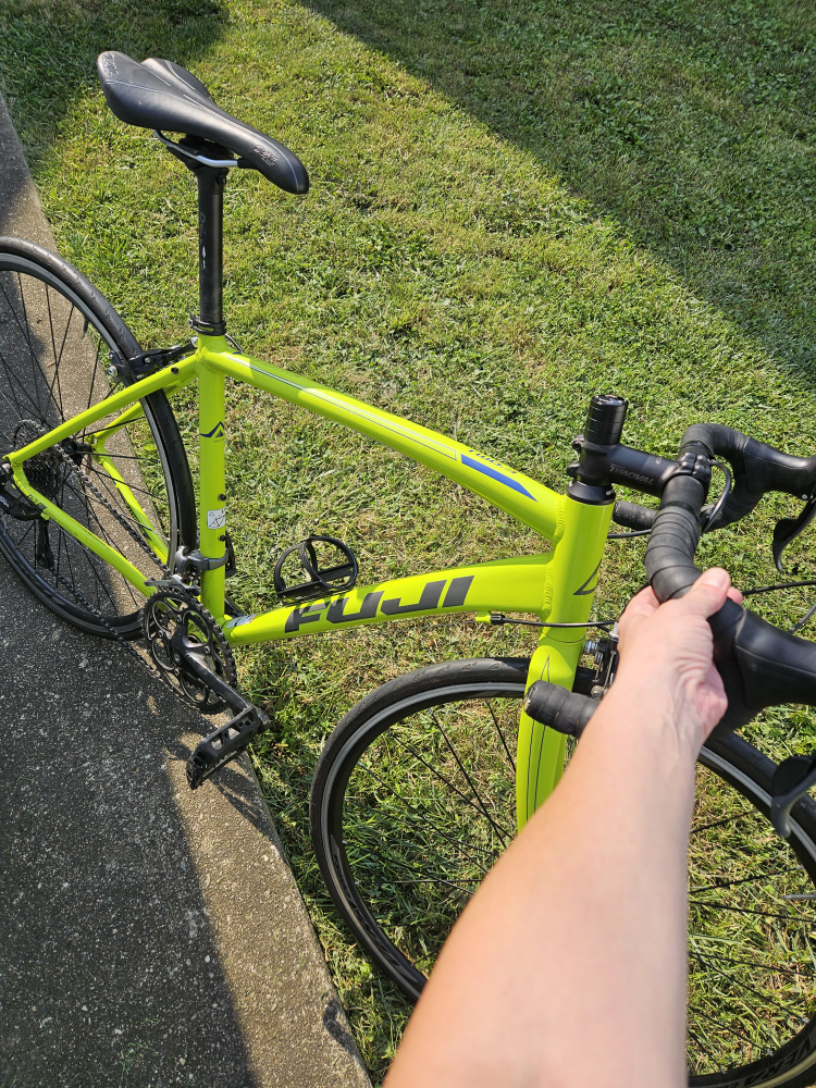 Fuji Two.3 Road Bike - Lime Green - photo 3