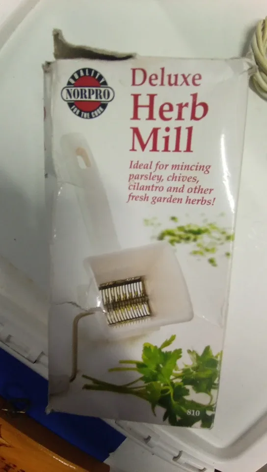 🧡Norpro Deluxe Herb Mill thumbnail