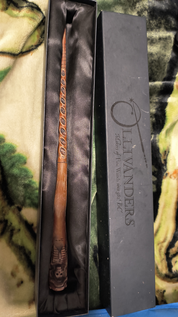 Ollivanders Harry Potter Wand with Box - photo 2