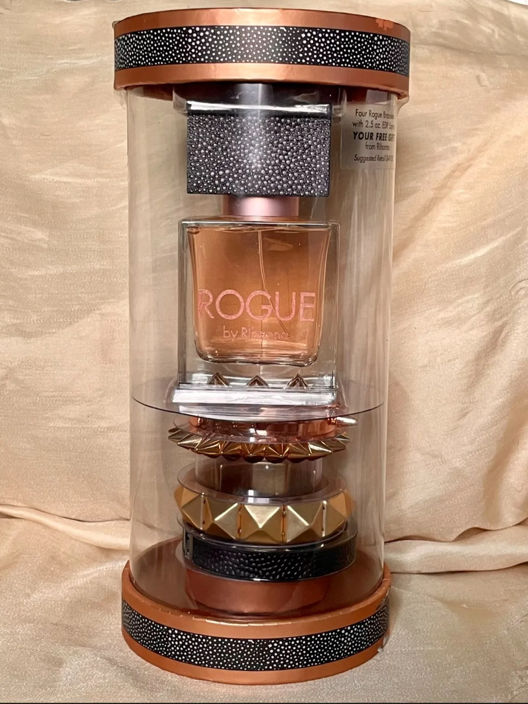 Rogue by Rihanna EDP 75 ml- With Bracelet Stack thumbnail