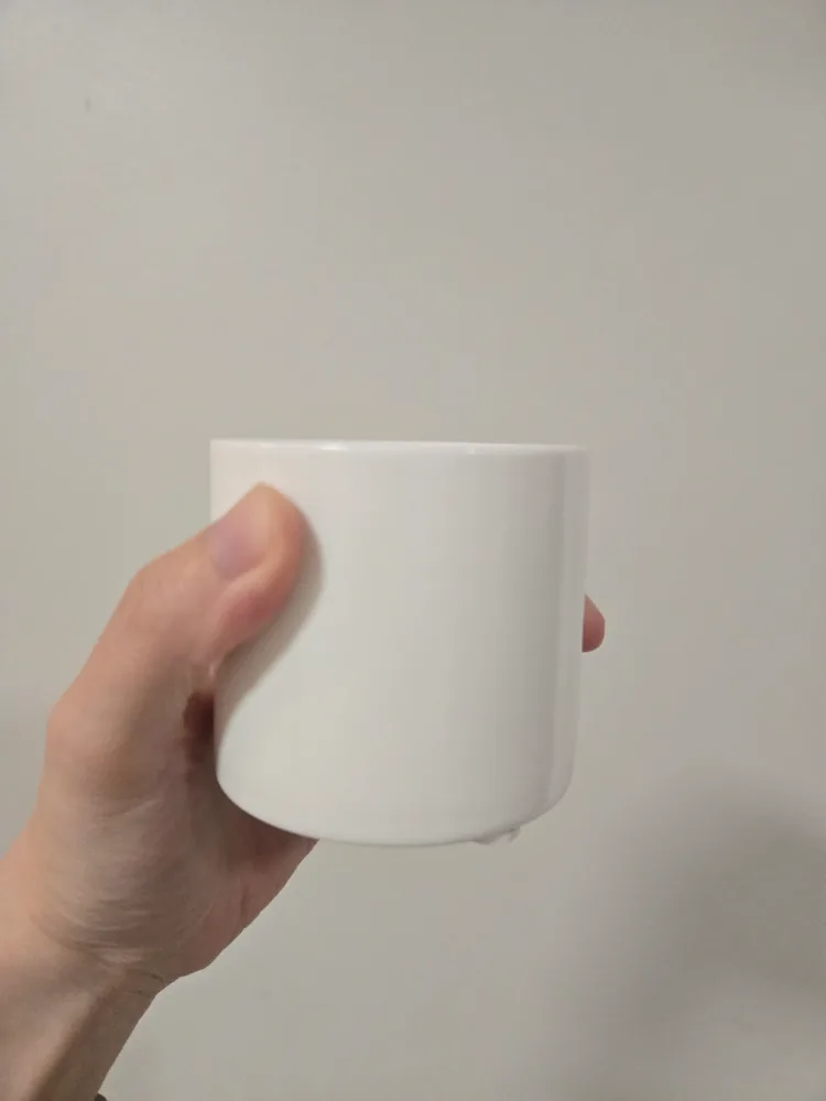 Small White Ceramic Plant Pots (Set of 14) thumbnail