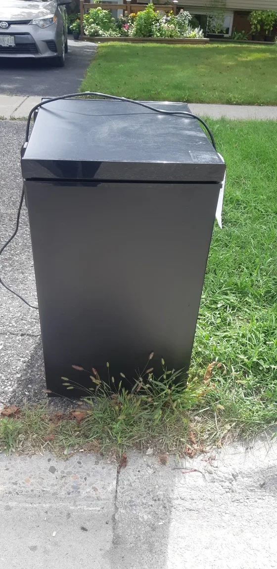 Freezer ( not working) thumbnail