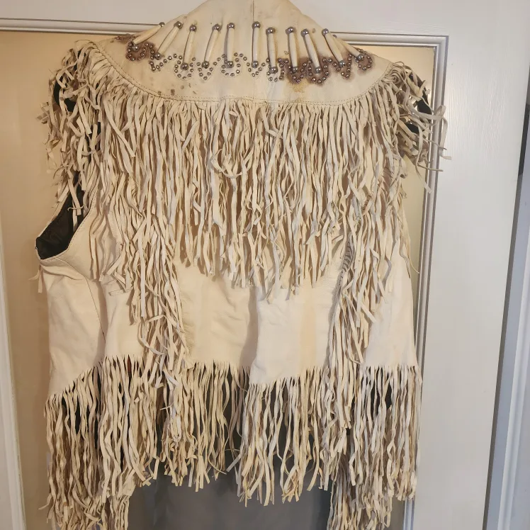 Moma Leather's Lamb Fringe Vest - Size XXL image indicator(3)