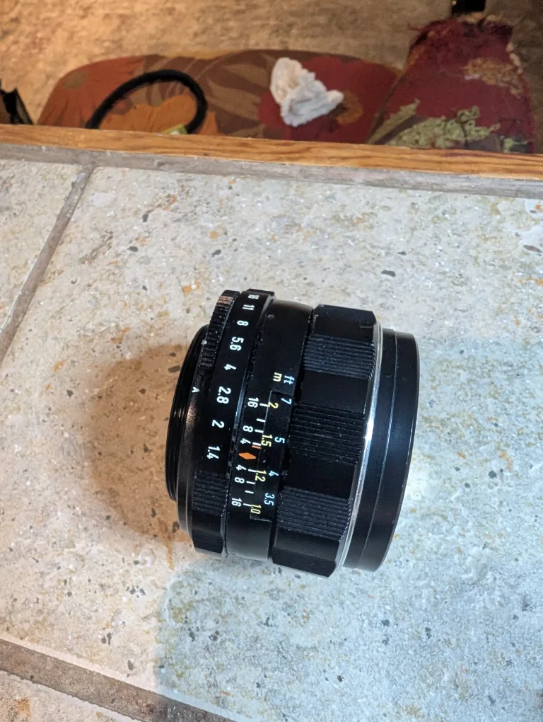 Asahi Pentax SL Film Camera  & Takumar 50mm Lens & Mini Tripod image indicator(9)