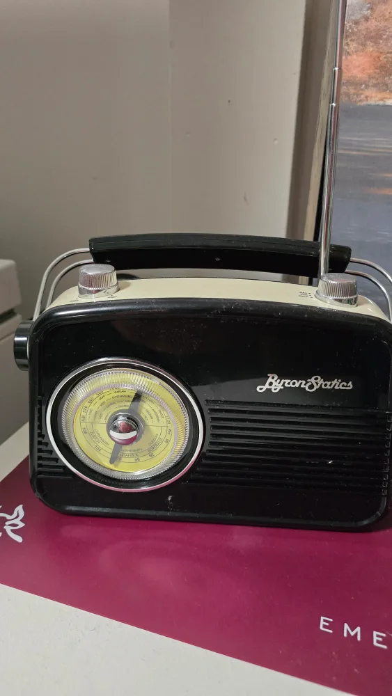 Byron Statics Radio thumbnail