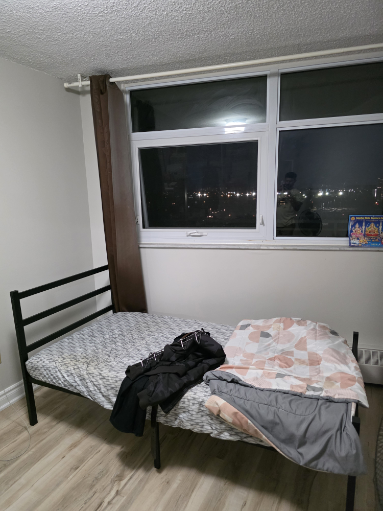 Twin size Bedframe with Mattress, Table and Chair - photo 2