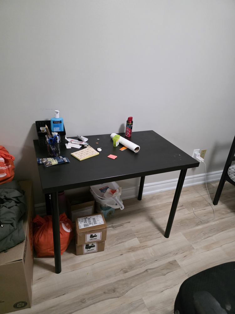Twin size Bedframe with Mattress, Table and Chair - photo 4