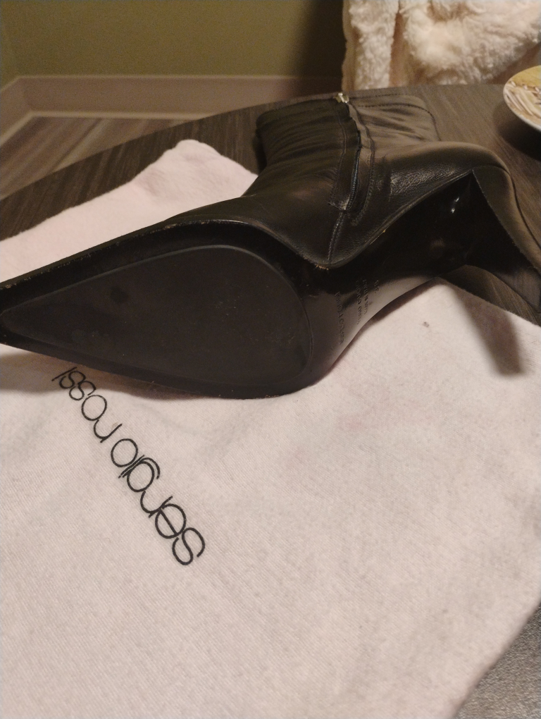 Sergio Rossi Black Leather Heel Boots - photo 4