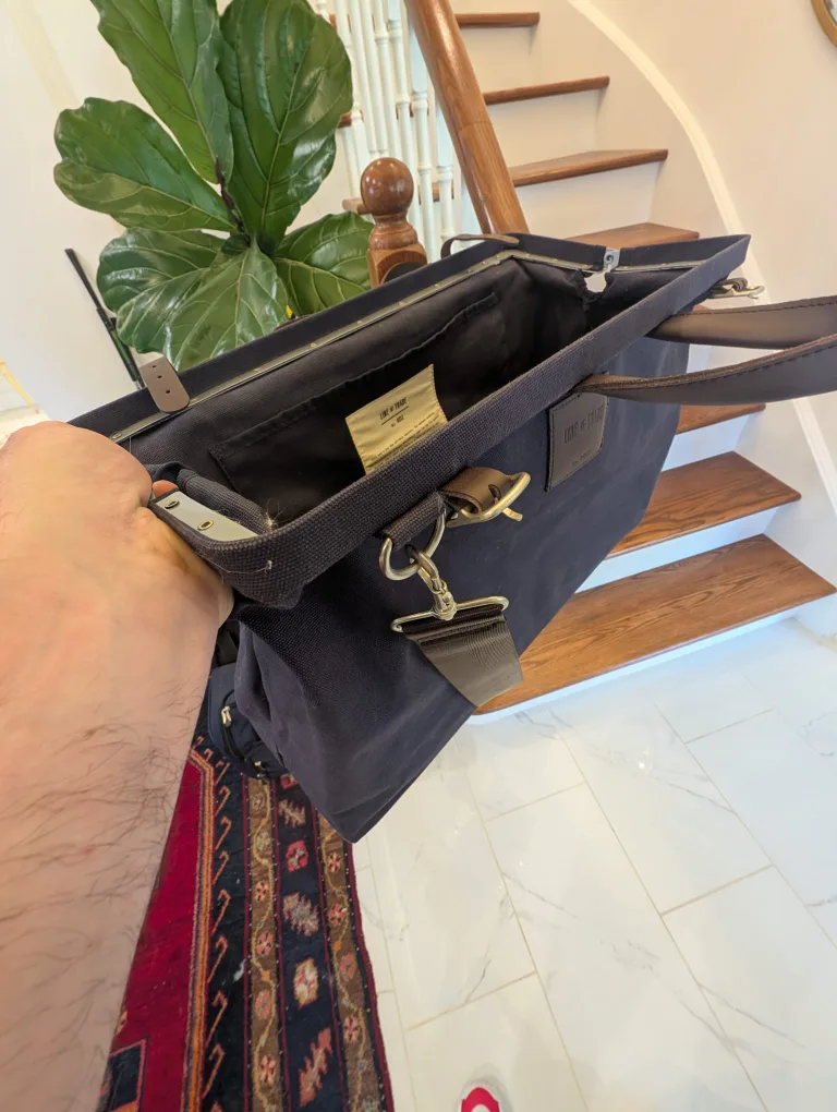 Line of Trade Navy Canvas Weekender duffle bag image indicator(4)