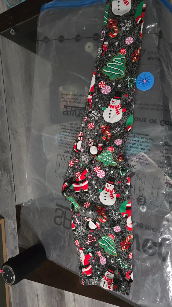 Christmas Print Leggings thumbnail