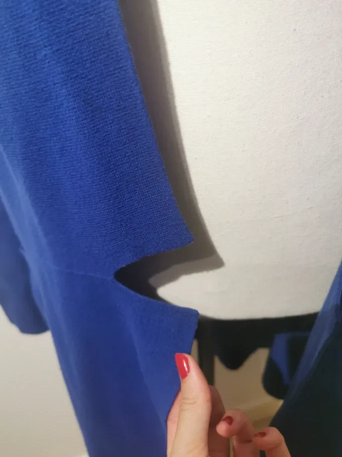 soia kyo medium cardigan open front front pockets image indicator(3)