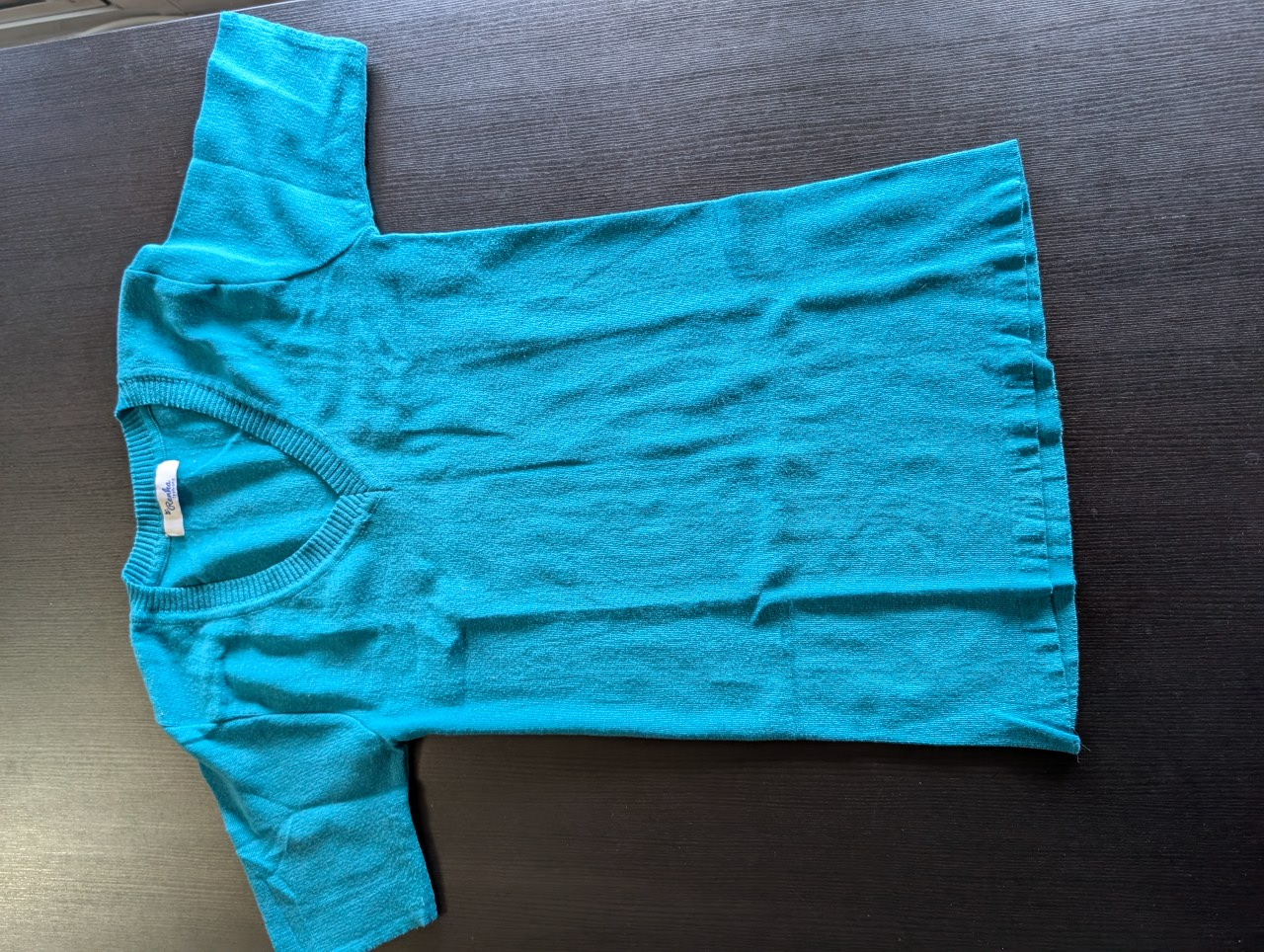 V-Neck T-shirts, Size M - photo 2