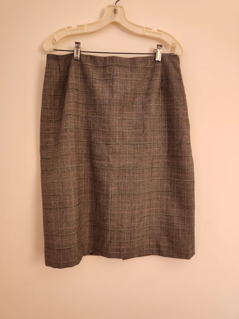 Free Harvé Benard Plaid Wool Skirt - Size 14 thumbnail