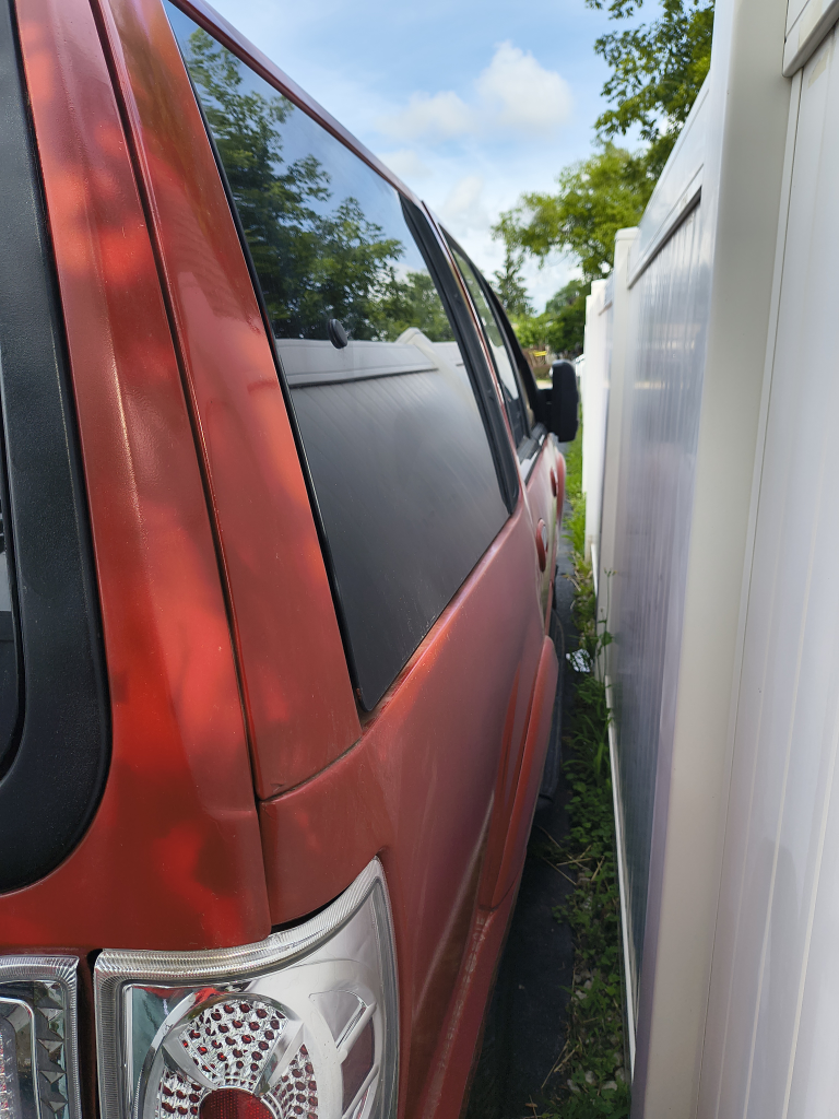 Lincoln Navigator SUV - photo 5