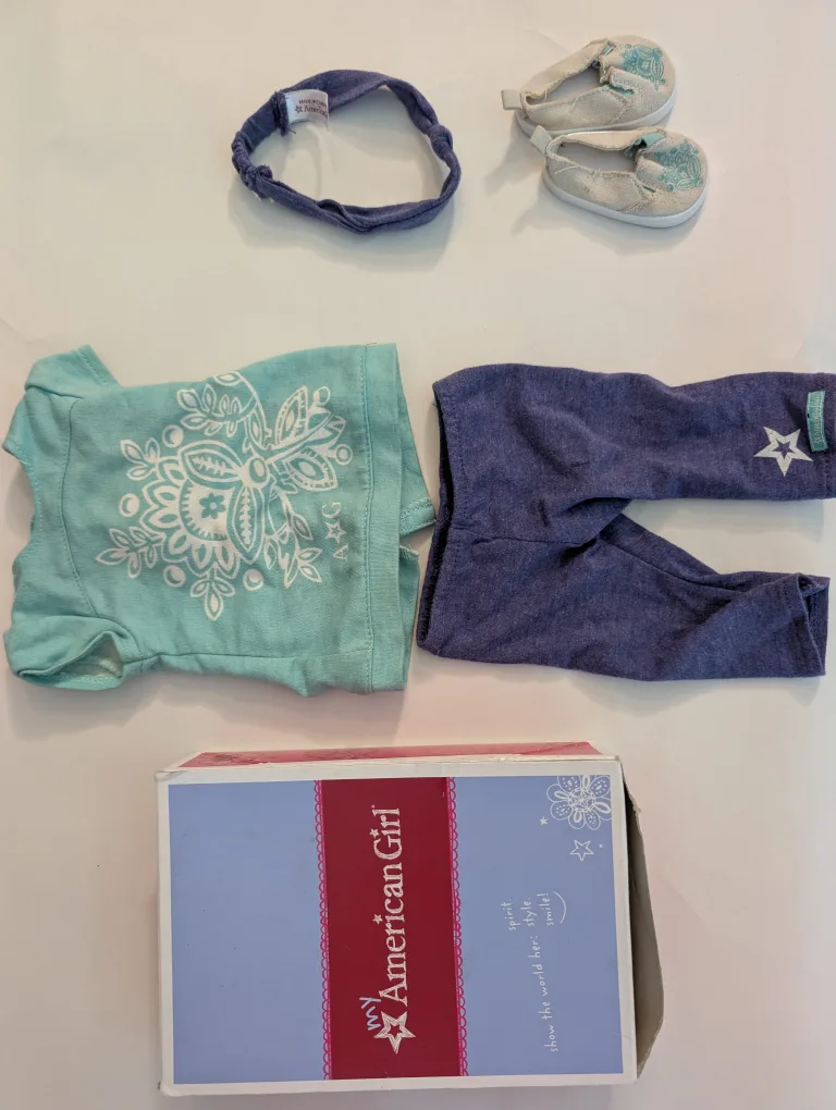 American Girl Outfit with Box thumbnail