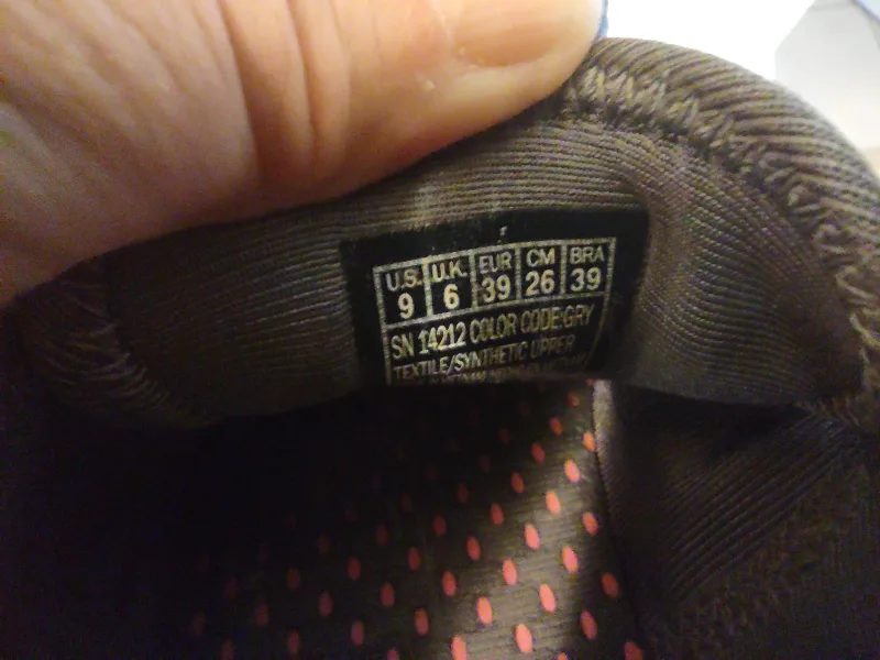 Sketchers GOGA Mat Quick Fit Women's Size 9 Grey Shoes image indicator(8)