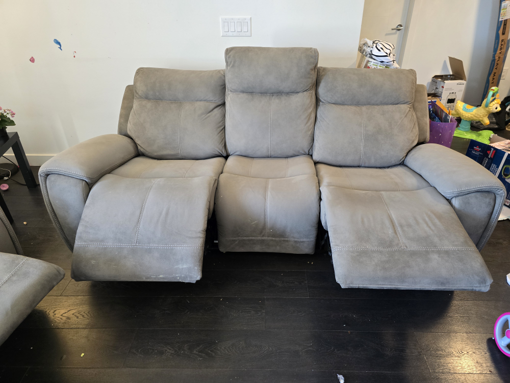 Beige Power Reclining Sofa with USB  - 3 plus 2 Love seats - photo 5