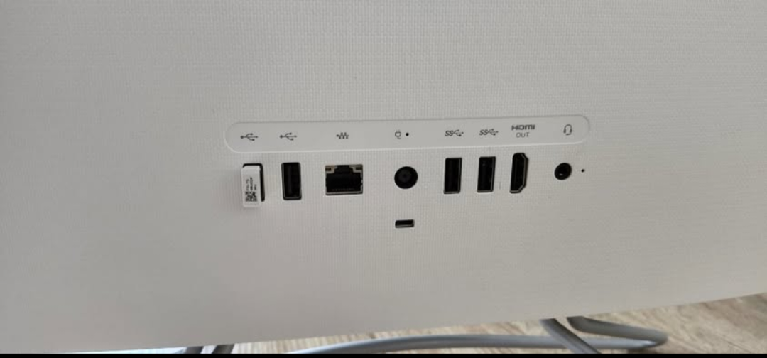 HP All-in-One Desktop Computer, White - photo 3