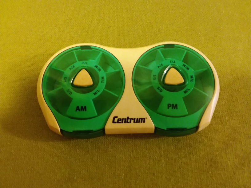 💊 🫙 ➡️ Centrum Pill Organizer 💊 🫙