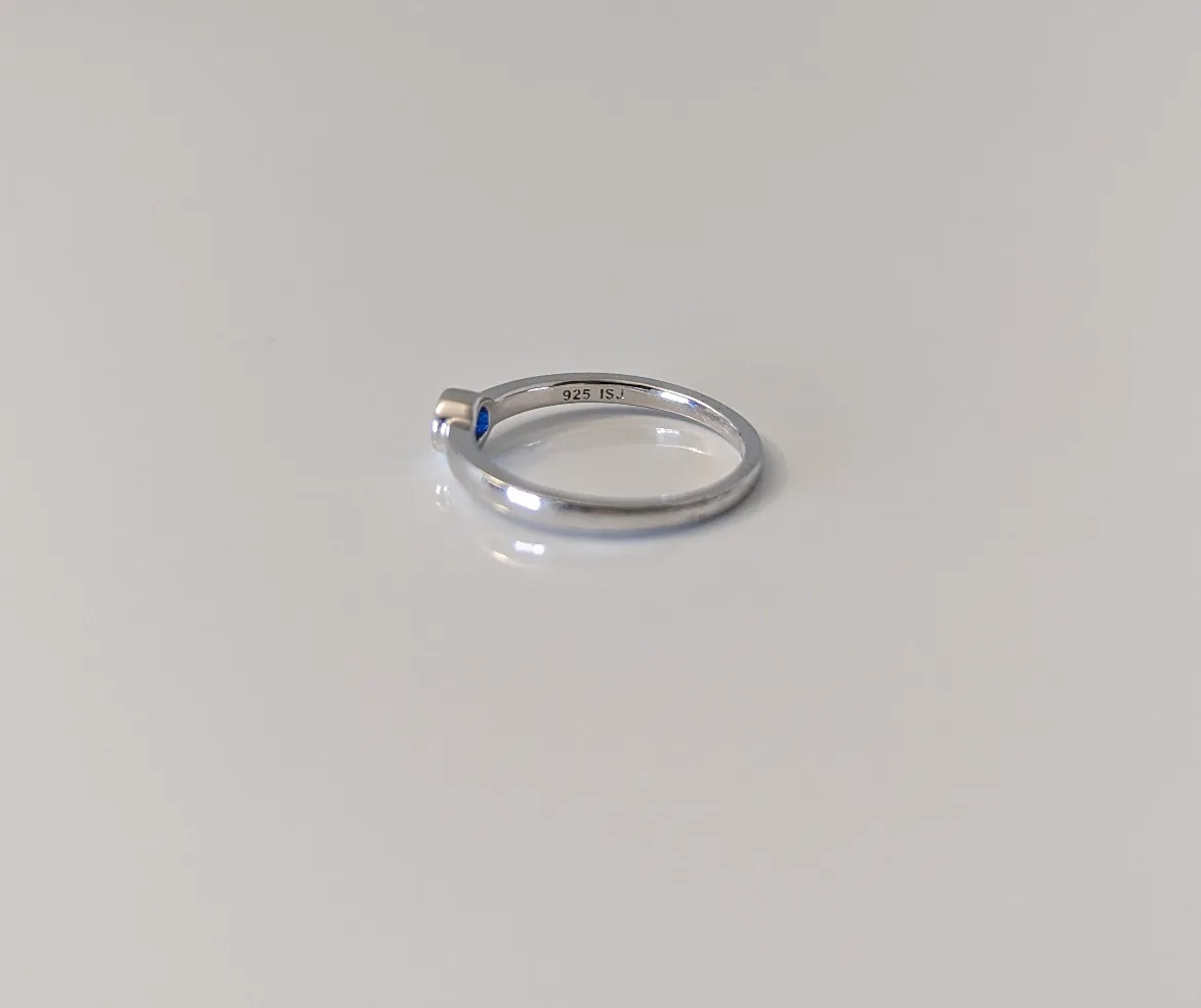 💍 925 Sterling Silver Cubic Zirconia Bezel Ring image indicator(3)