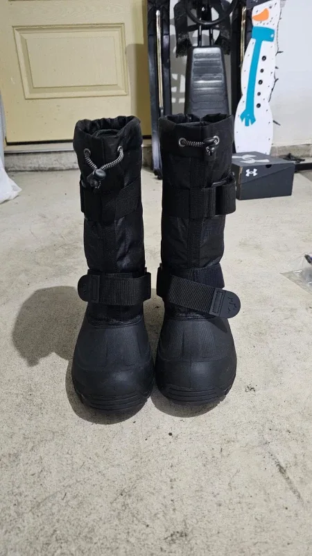 Dalton Winter Boots - Size 9 thumbnail