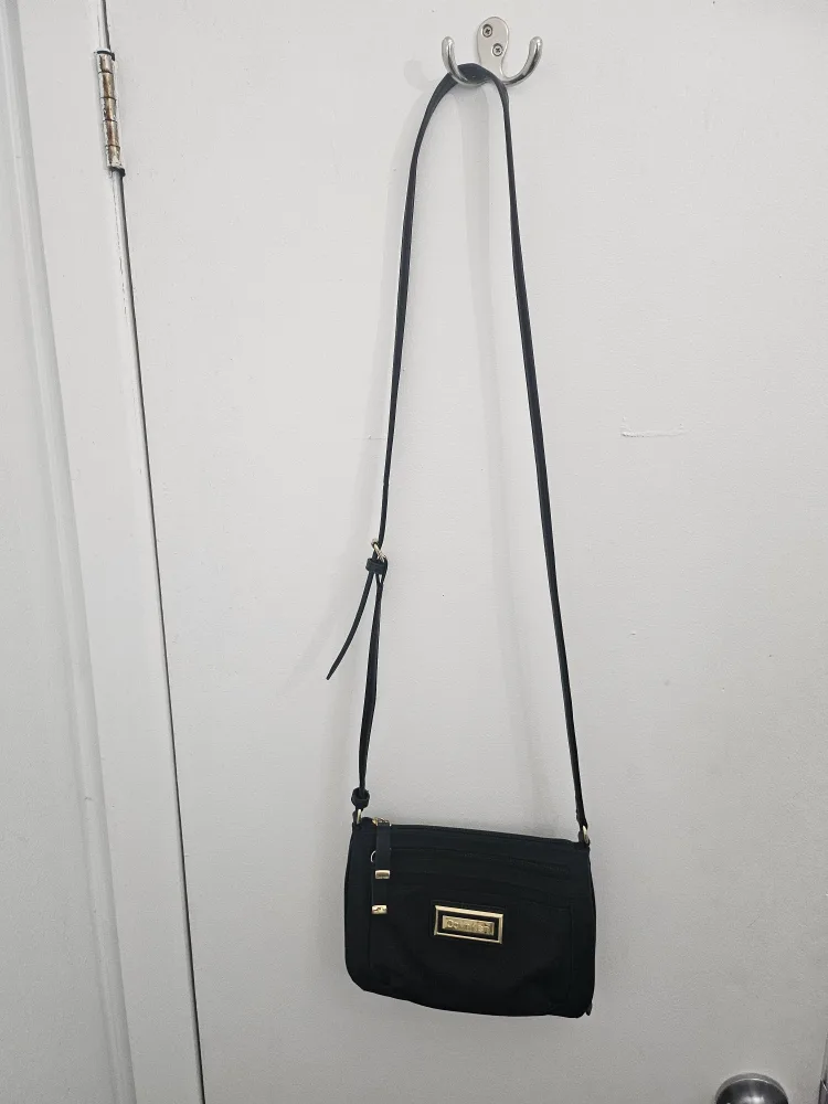 Sac à bandoulière Calvin Klein noir thumbnail