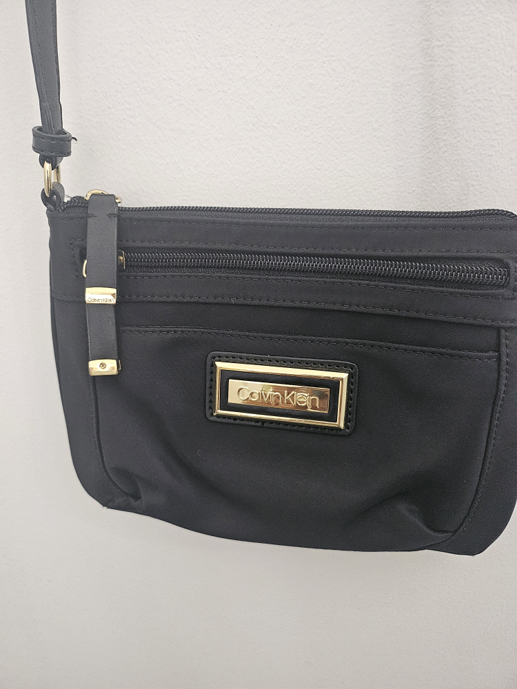 Sac à bandoulière Calvin Klein noir - photo 2