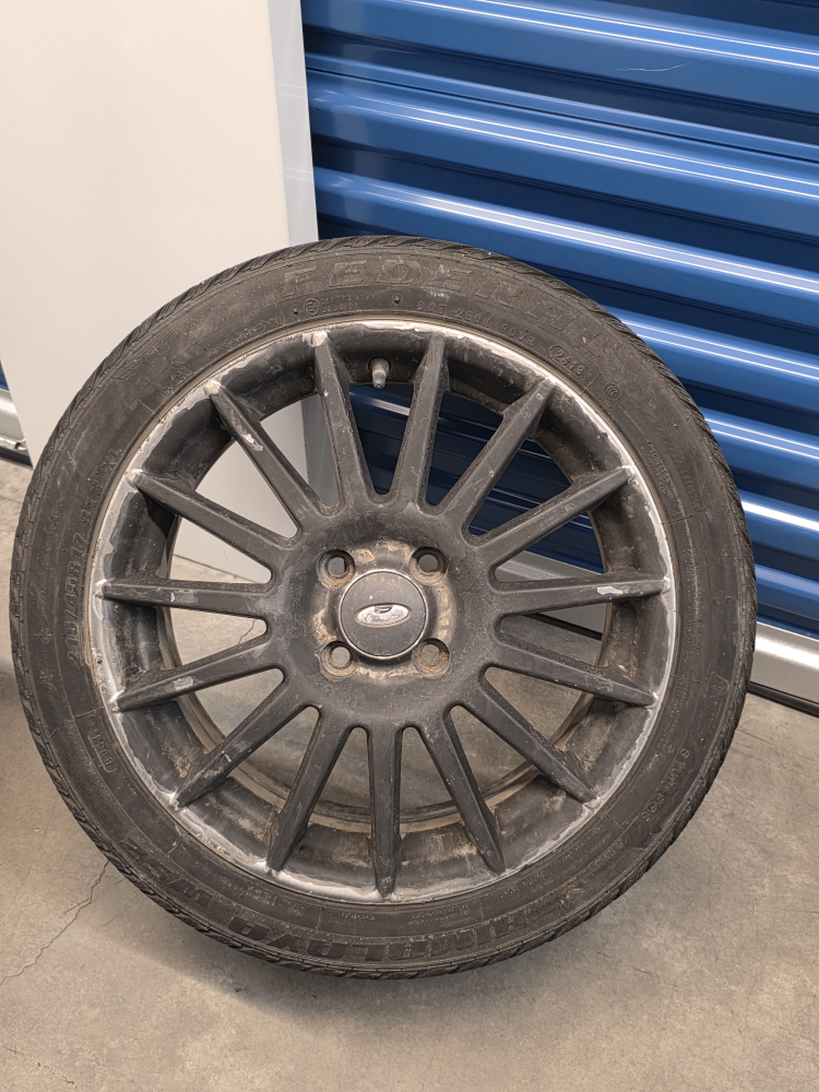 Ford Alloy Rims - photo 2