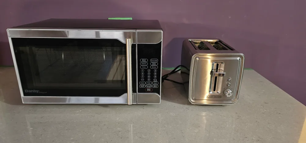 Danby Designer Microwave & Black+Decker Toaster thumbnail