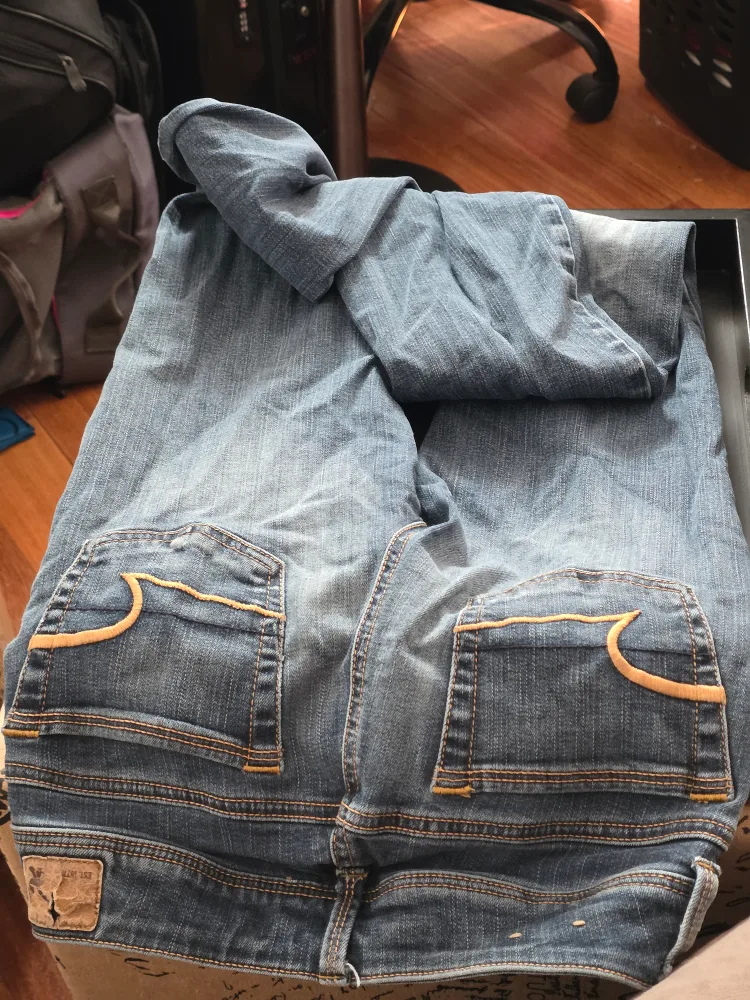 American Eagle Outfitters Kick Boot Jeans - Size 0 image indicator(7)